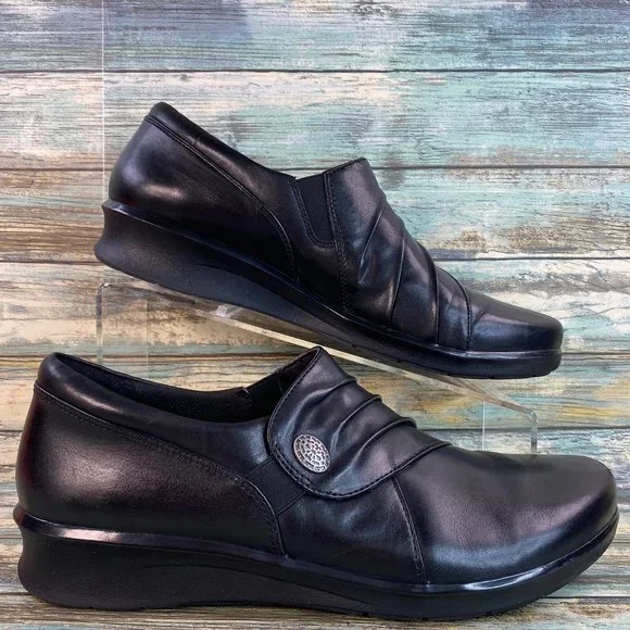 Clarks | Shoes | Clarks Womens Black Leather Loafers Shoes  display picture 2